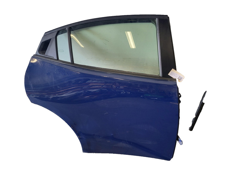 Used Oem TOYOTA Right Passenger Rear Door for 2023 TOYOTA PRIUS LE 2.0L FWD