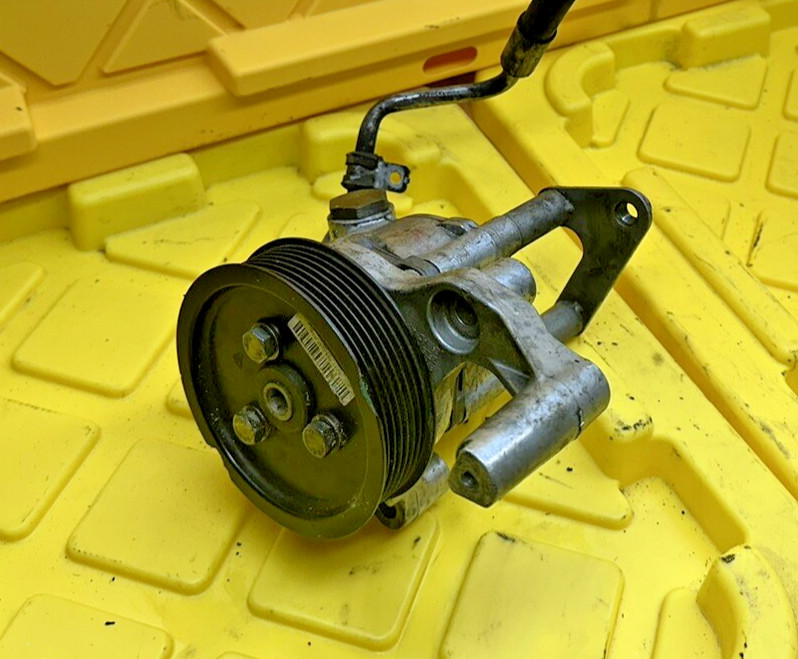 12-18 BMW F06 F10 F12 M5 M6 S63 Hydraulic Power Steering Pump Pulley Unit OEM