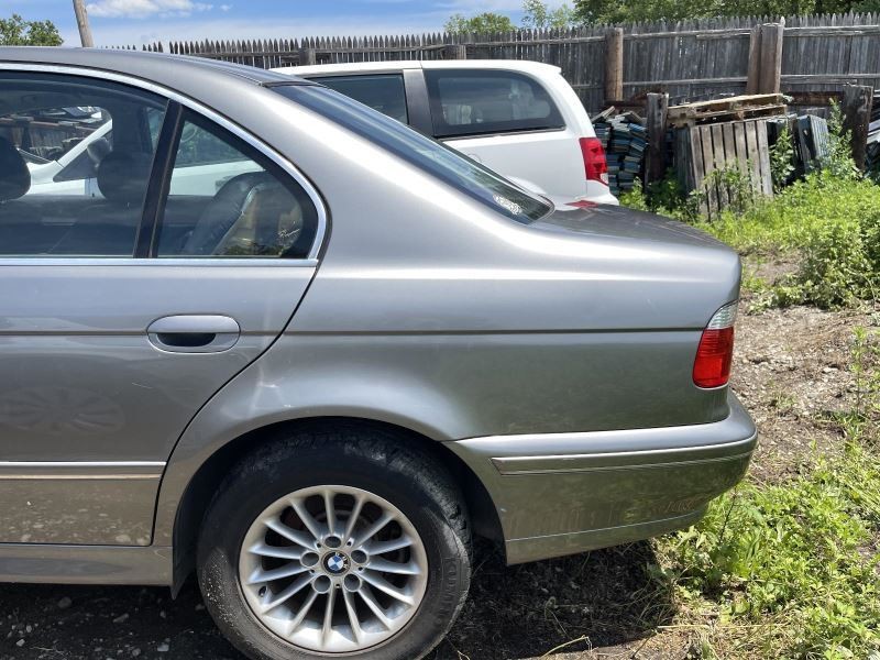 1997-2003 BMW 540I LEFT QUARTER PANEL GRAY PC:472 4.4L AT RWD 100K 55396