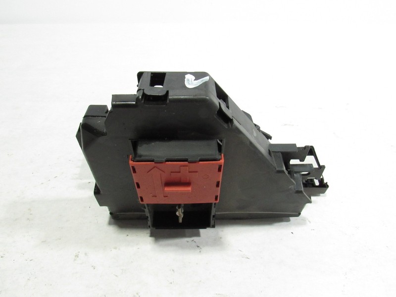 18-21 Mercedes C63 S W205 2020 Engine Motor Bay Pre Fuse Junction Block Box ;:A