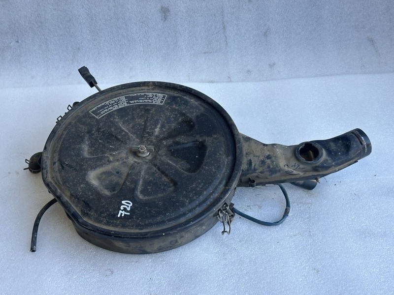 1984 1985 1986 1987 HONDA CIVIC SEDAN CARBURETOR AIR CLEANER FILTER BOX 1.5L