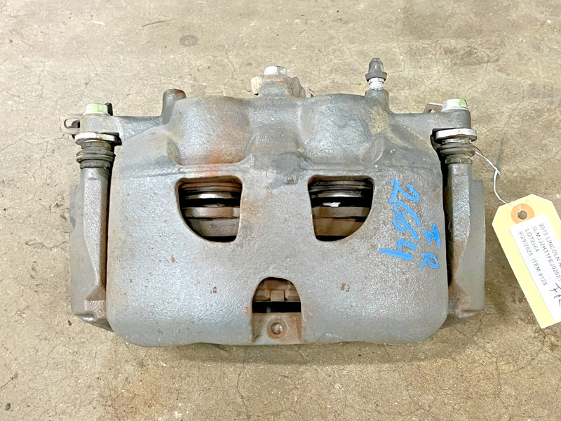 ⭐2010-2017 LINCOLN NAVIGATOR RWD FRONT RIGHT SIDE DISC BRAKE CALIPER OEM LOT2664
