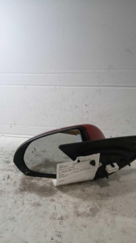 Used Left Door Mirror fits: 2019 Hyundai Elantra power Sedan w/o memory w/blind