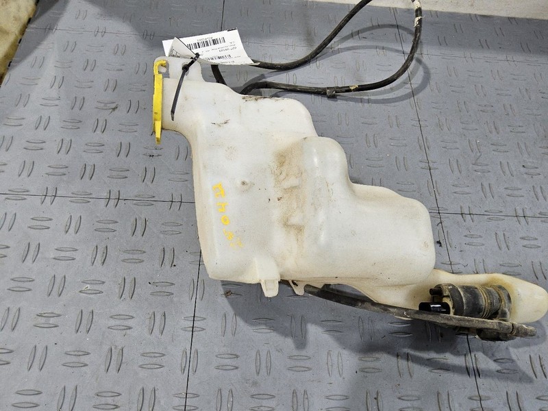 Wash Reservoir Classic Style Fits 07-17 COMPASS 3452984