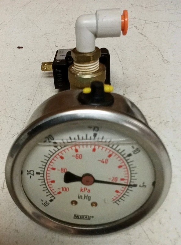 Wika Pressure Gauge W/Airtrol Electric Vacuum F-4200-X30