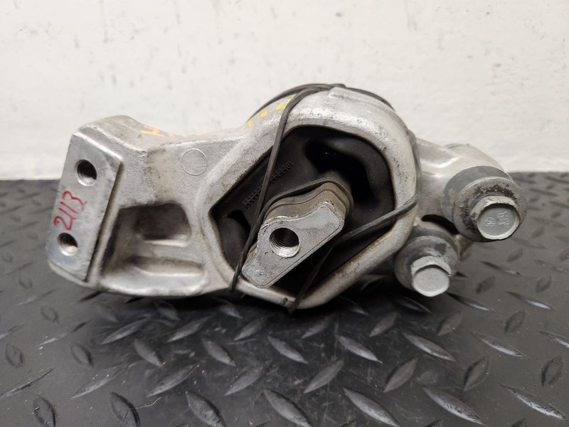 19-21 Dodge Ram 1500 3.6L 4x4 Right Passenger Engine Mount OEM 68248782AC