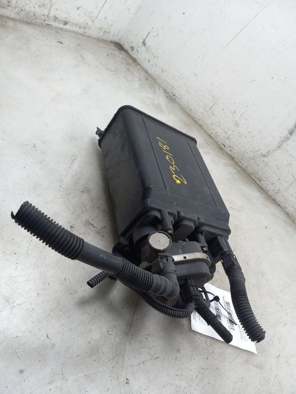 05 LEXUS GX470 4.7L FUEL VAPOR CANISTER
