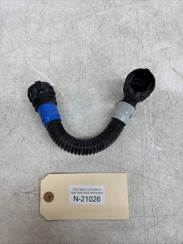 ⚡️24-25 Tesla Model 3 Water Coolant Hose Pipe OEM 1631597-00-C 21026 B99