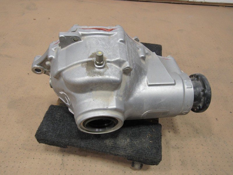 13-17 Lexus LS460 2014 4.6L AWD Front Differential Axle Carrier ;