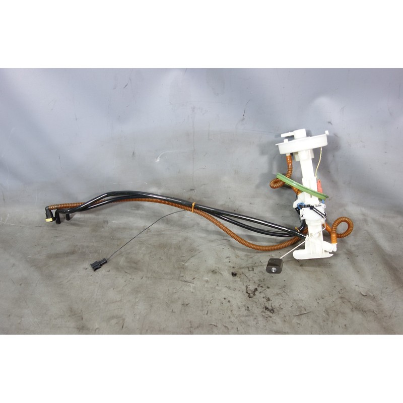 2010-2014 BMW X5 X6 SAV SAC Right In-Tank Fuel Level Sender w Pressure Regulator