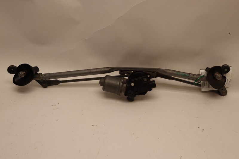 2016-2023 TOYOTA TACOMA FRONT WINDSHIELD WIPER MOTOR TRANSMISSION LINKAGE OEM
