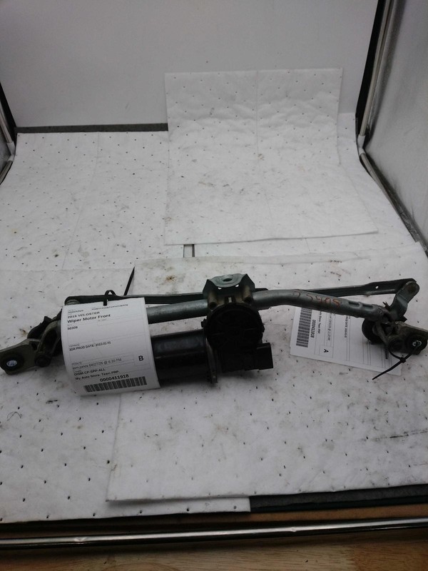 Used Windshield Wiper Motor fits: 2015 Hyundai VelosterGrade B