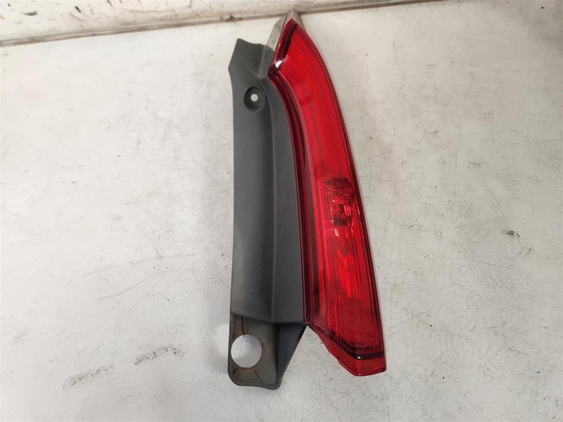 2015-2016 Honda Cr-V Rear Passenger Quarter Panel Brake Light Upper 34170-T1