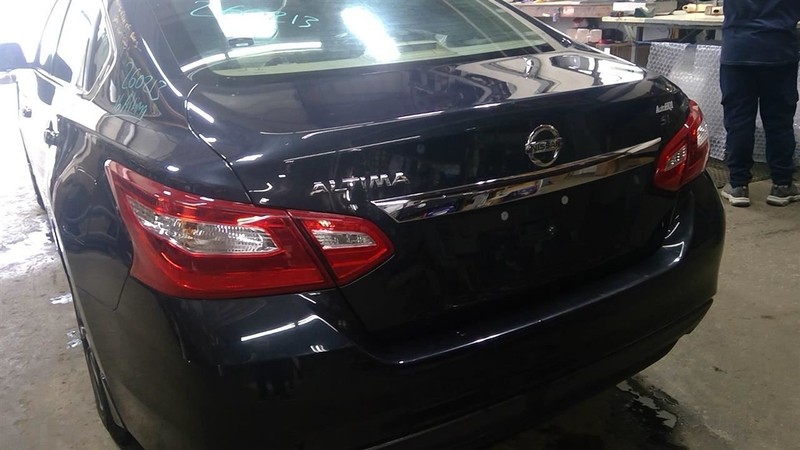 Trunk/Hatch/Tailgate Sedan With Rear View Camera Fits 16-17 ALTIMA 1796622