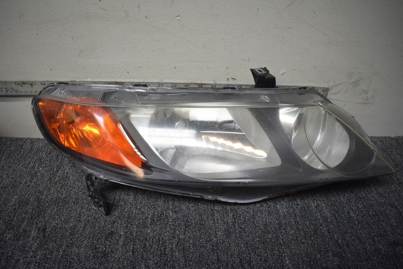 2006-2008 HONDA CIVIC RIGHT SIDE HEADLIGHT FACTORY OEM