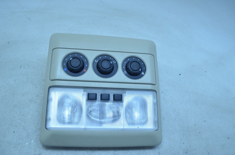 10-16 LAND ROVER LR4 REAR OVERHEAD DOME LIGHT READING MAP LAMP OEM
