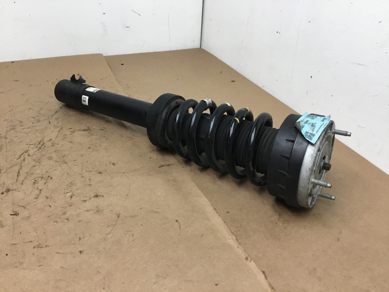 Jaguar F-Pace 3.0 Front Left Driver Shock Strut Coil Spring Mount 17 18 19 :A
