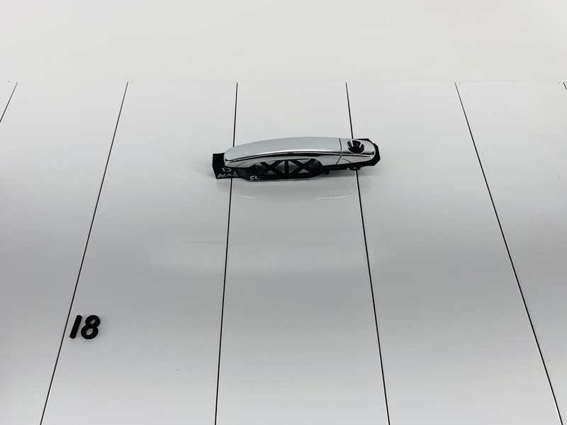 07-16 GMC ACADIA FRONT LEFT SIDE EXTERIOR DOOR HANDLE & BRACKET CHROME OEM