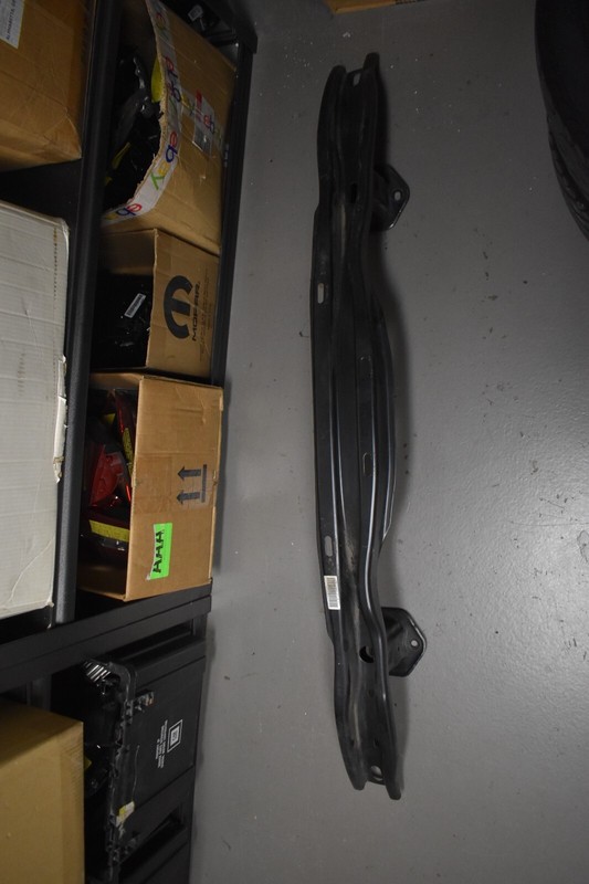2013-2016 BMW 320I REAR REINFORCEMENT BAR FACTORY OEM