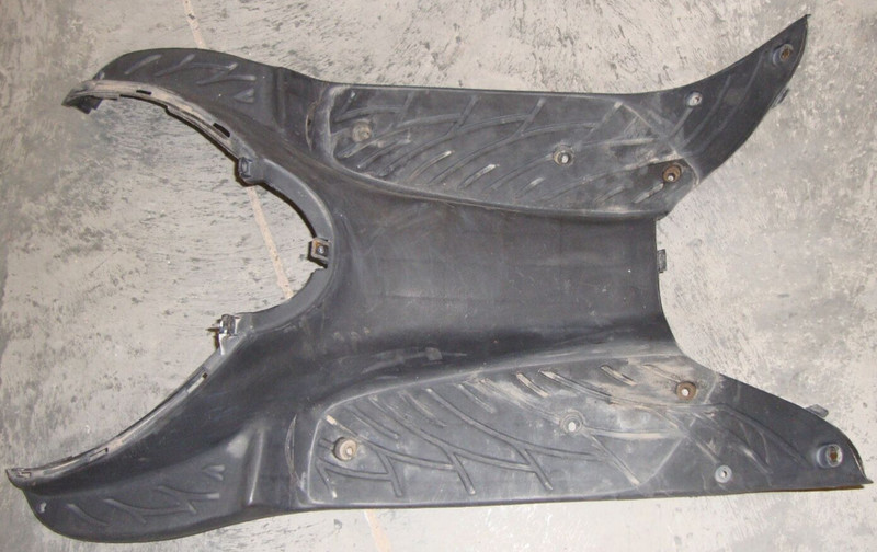 2008 Lambretta Uno 150 Scooter Floorboard Lower Foot Floor Board Body Work H12