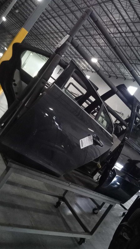 2012 Volvo S60 4DR Left Door Grey OEM Used 519594 149K Miles