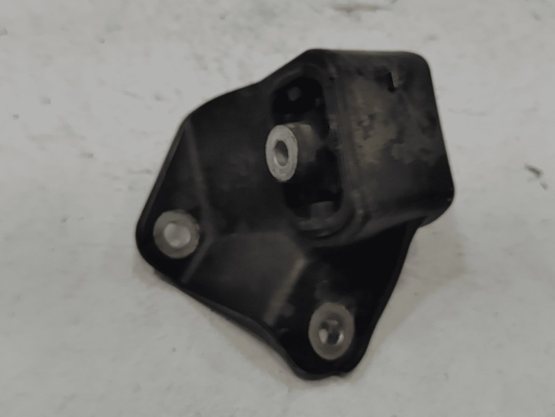 2016-2022 HONDA PILOT TRANSMISSION 9 SPEED MOUNT SUPPORT BRACKET OEM