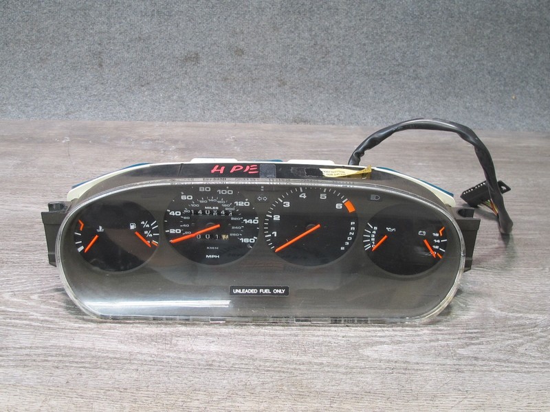 85-86 PORSCHE 928 AT AUTOMATIC TRANSMISSION SPEEDOMETER INSTRUMENT CLUSTER GAUGE