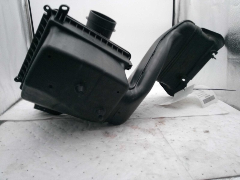 2019 Ford F150 Pickup Air Cleaner Assembly OEM JL349600BA 5.0L Black Used