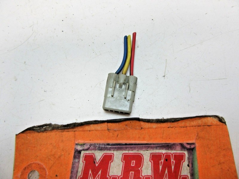 IGNITION COIL PACK MODULE WIRE PLUG CONNECTOR OFF SPARK IGNITER ENGINE 2.5L 2.2L