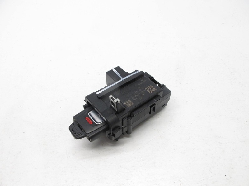 08-17 AUDI 8T A5 S5 RS5 A4 Q5 IGNITION SWITCH KEY SLOT STARTER CONSOLE OEM 04232