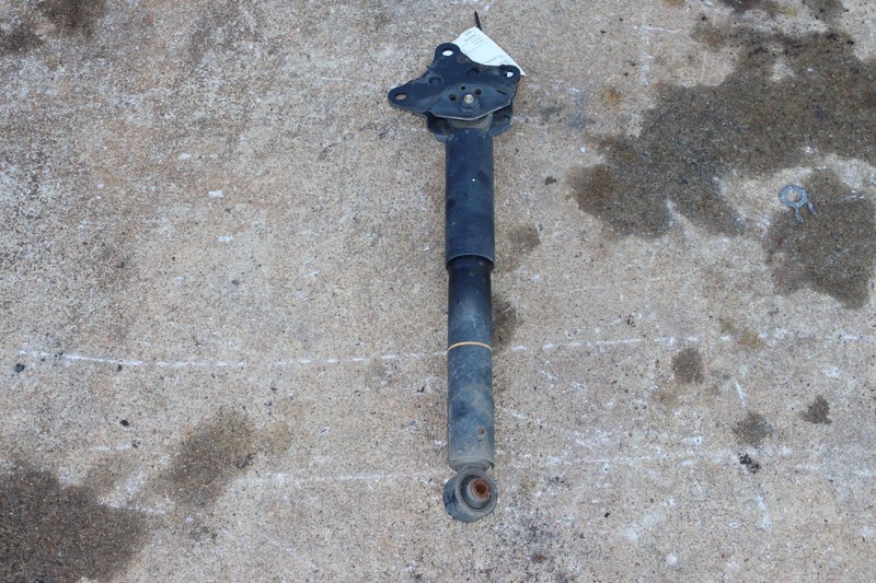 2014-2016 TOYOTA HIGHLANDER AWD REAR LEFT SIDE SHOCK STRUT ABSORBER OEM