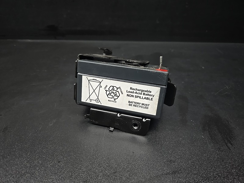 06-13 MERCEDES x164 w164 w212 E350 AUX AUXILIARY SECONDARY BATTERY 1.2AH 12V