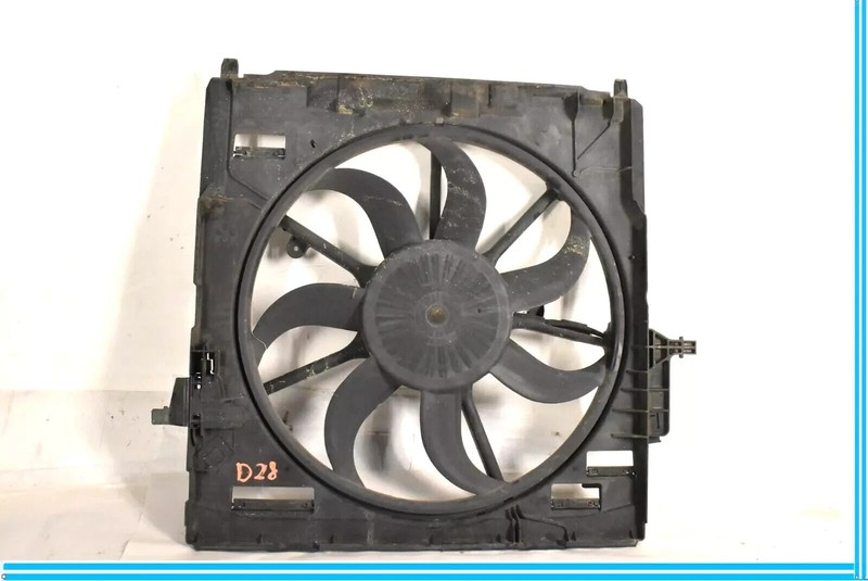 07-10 BMW E70 X5 Engine Motor Radiator Cooling Fan Shroud 7558428 OEM