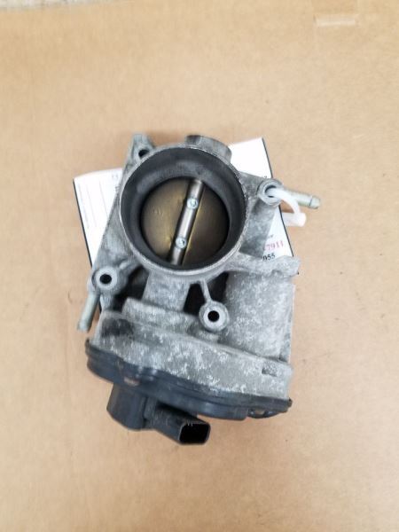 Throttle Body Throttle Valve Assembly Hybrid Fits 05-08 ESCAPE 284030