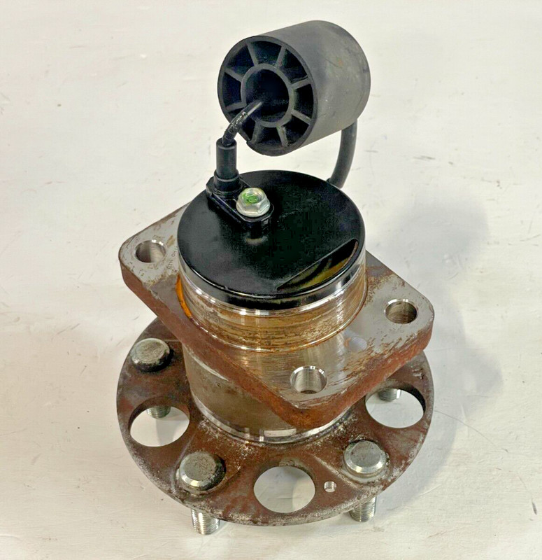 2019-2022 HONDA HR-V REAR RIGHT OR LEFT SIDE WHEEL BEARING HUB W/ WIRE # 89141