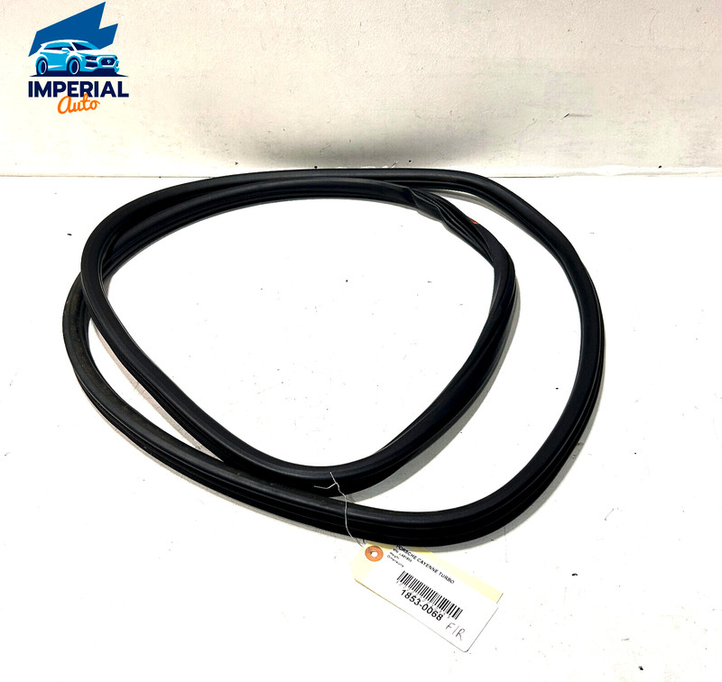 2011-18 PORSCHE CAYENNE FRONT RIGHT PASS SIDE DOOR ON BODY WEATHERSTRIP SEAL OEM