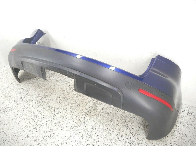 04-10 Volkswagen Touareg Rear Bumper Cover OEM W/O Gate Mounted Spare
