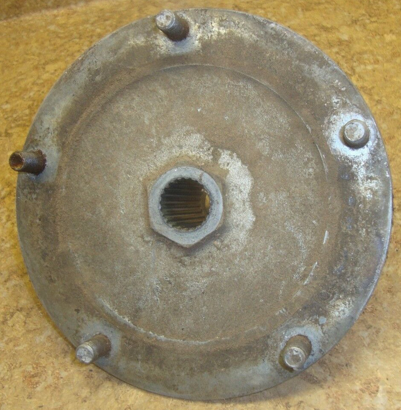 1992 Suzuki ATV Quad Runner LT-4WD LTF 250 LT250 Rear Brake Drum Hub Spindle Lug