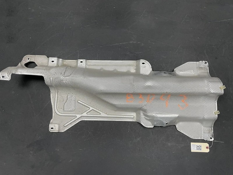 Fuel Tank Heat Shield 2018 BMW X1 51487290702 2016 2017 2019 2020 2021 2022