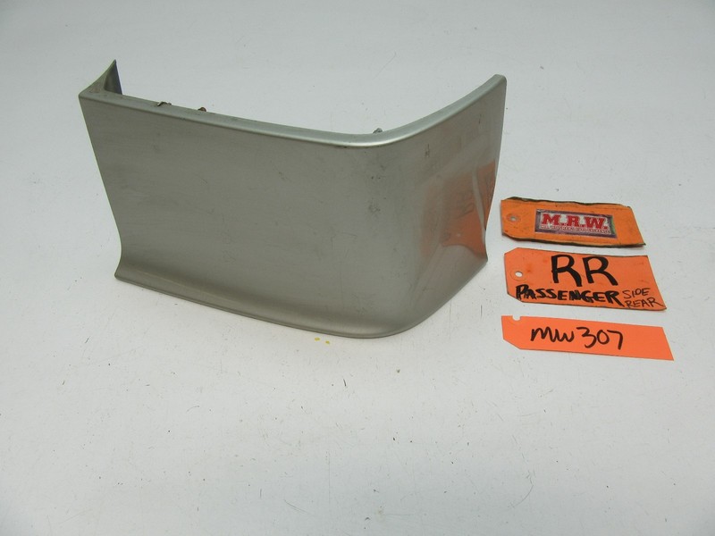 SAAB 900 QUARTER PANEL FILLER TRIM REAR BUMPER COVER MOLDING SILVER R RH RR CAR