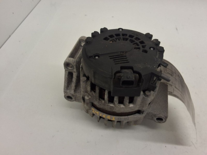 Alternator Fits 12-17 VERANO 3381543