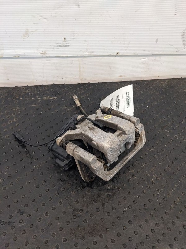 Driver Left Caliper Rear Fits 19-26 SILVERADO 1500 PICKUP 1193234