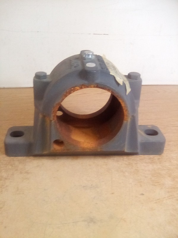 SNR SNB218 P5 Industrial Cast Iron Split Plummer Block Bearing Housing "RUSTY"