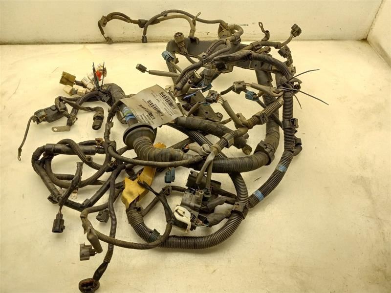 99 00 01 Toyota Land Cruiser Engine Wire Harness 4.7L AT 4x4 82121-6A011