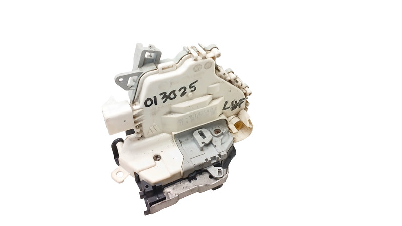 10-22 AUDI 8R Q5 A4 S4 A8 Q3 Q7 DOOR LATCH LOCK ACTUATOR OEM FRONT LEFT 013025