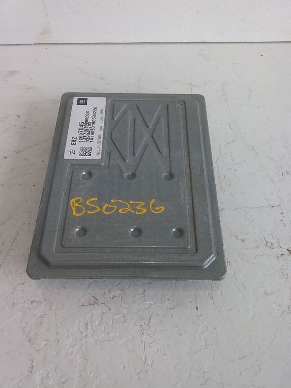 Engine ECM Electronic Control Module 3.6L Fits 16-23 CAMARO 3526070