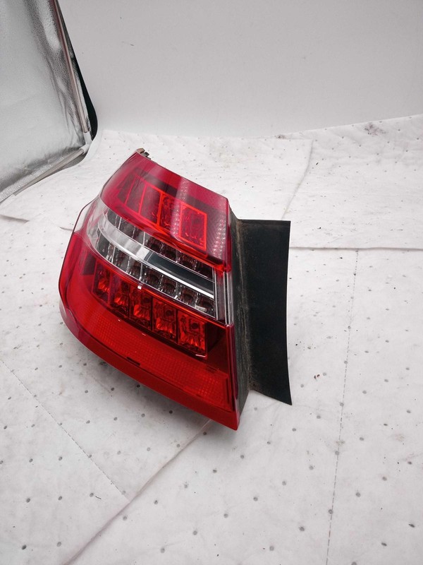 Used Left Tail Light Assembly fits: 2012 Mercedes-benz Mercedes e-class 212 Type