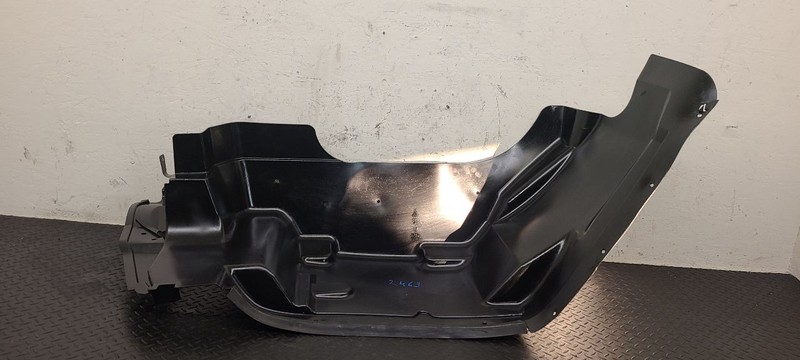 03-09 Hummer H2 Right Passenger Side Fender Liner Splash Shield OEM 15193457