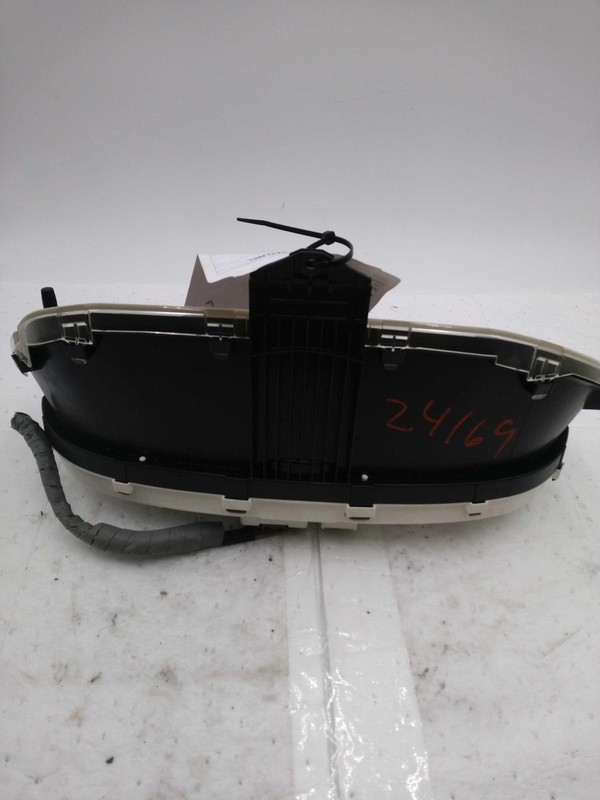 2013 Honda Accord Speedometer Gauge OEM Black 186K Miles NJ25-24169-615425
