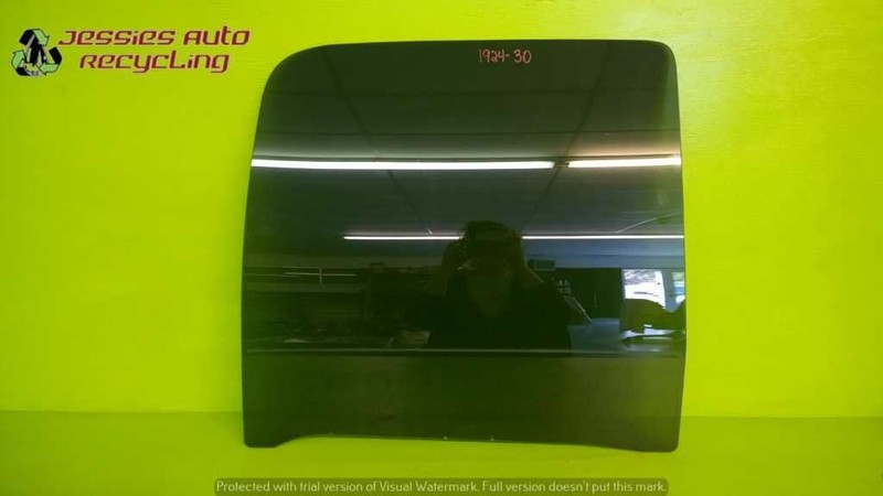 05 06 07 DAKOTA ST 3.7L AT PASSENGER RIGHT REAR WINDOW DOOR GLASS OEM 1924-30